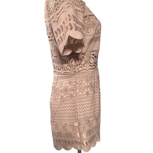 Saylor Shannon romper in blush. Size Medium. Absolutely gorgeous. EUC. - Picture 8 of 16